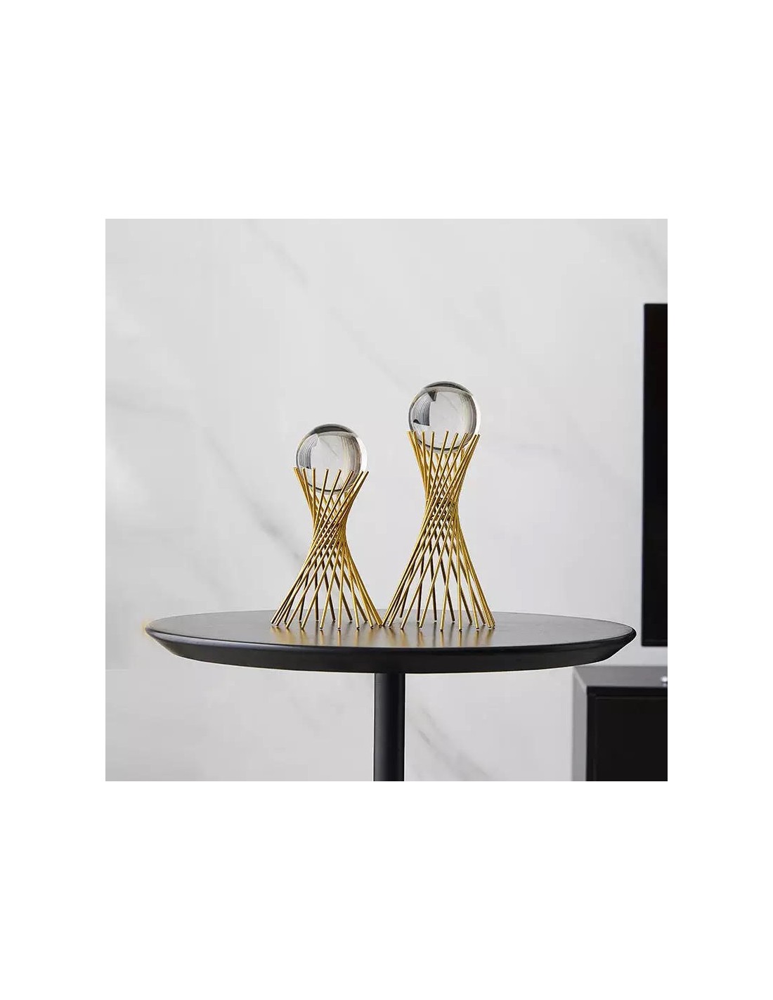 Boule de cristal ronde moderne avec support doré, décoration d'intérieur,  objet de figurine de bureau