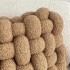 Vierkant knoopkussen, bouclette stof, 30x30 cm