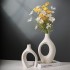Vase en ceramique, 17,4x8,1xH28,5cm et 15,6x8,4xH21,6cm Couleur Blanc
