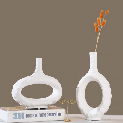 White ceramic vase, 17x8xH31cm